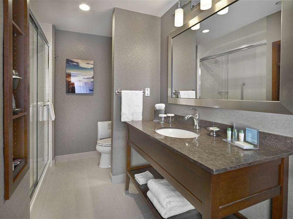 Homewood Suites By Hilton Halifax - Downtown Екстериор снимка